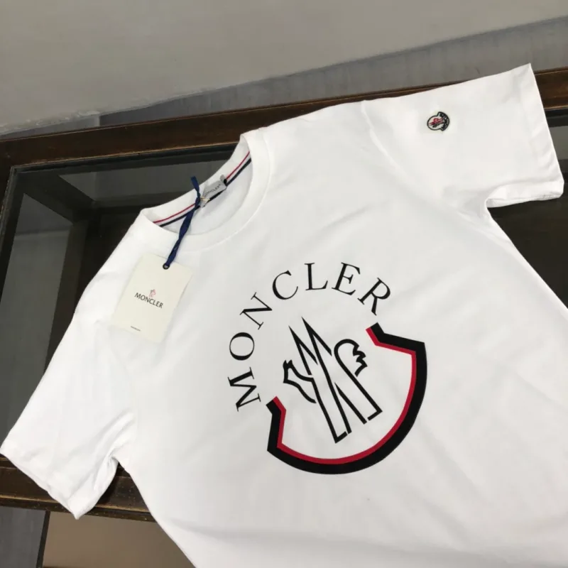 MONCLER モンクレール スタッドロゴ Tシャツ 半袖 クルーネック 2色 