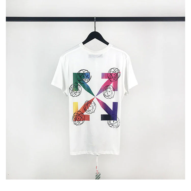 オフホワイト x Futura プリント Tシャツ