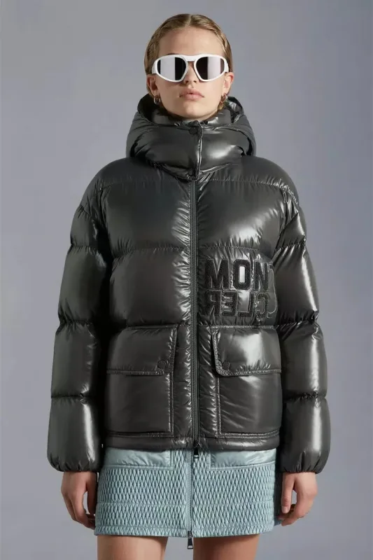 85%OFF Moncler Abbaye モンクレール ショートダウンジャケット 