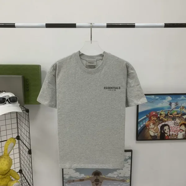 Fear Of God FOG Essentials 3Ｍ フィアオブゴッド Tシャツ ロゴ 半袖 グレー